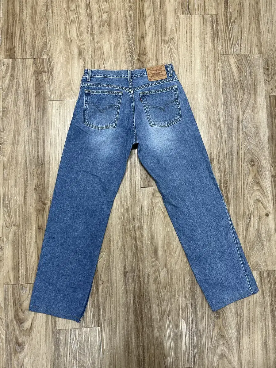 90s Levi's 555 jeans 32