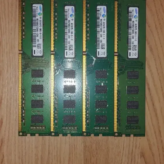 삼성 ddr3 4g 4개 일괄 10000원