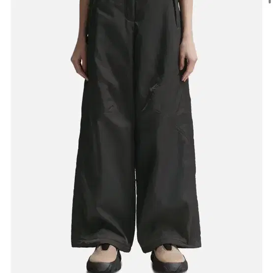 오픈와이와이  INSULATED WIDE LEG PANTS 사이즈교환