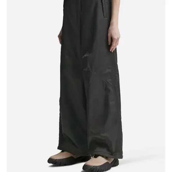 오픈와이와이  INSULATED WIDE LEG PANTS 사이즈교환