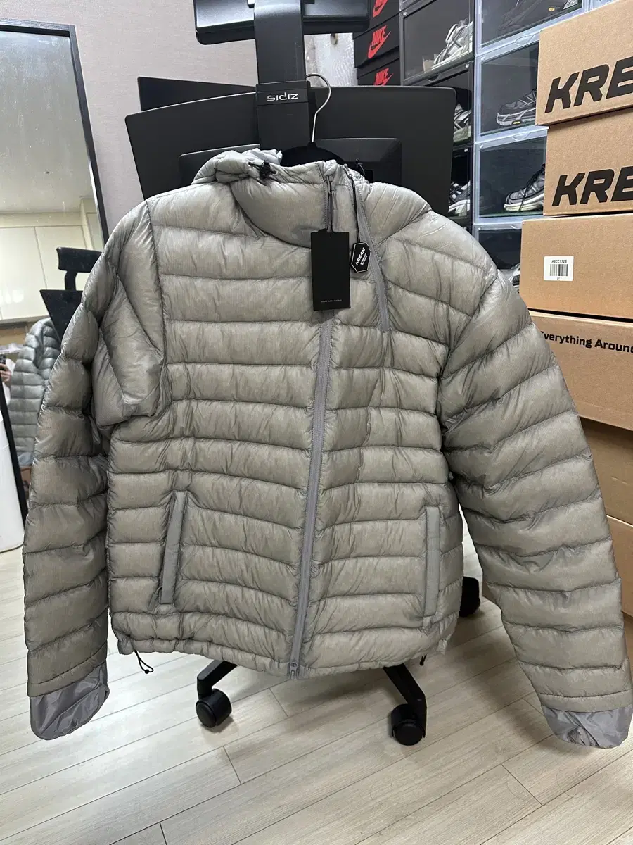 San San Gear 24FW Serpentine Puffer Jacket Grey Size 4