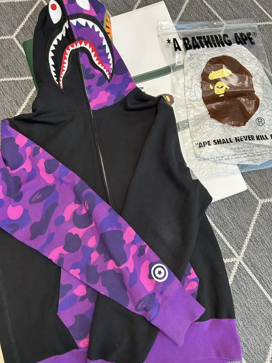 Vape Shark Hood Black Purple L