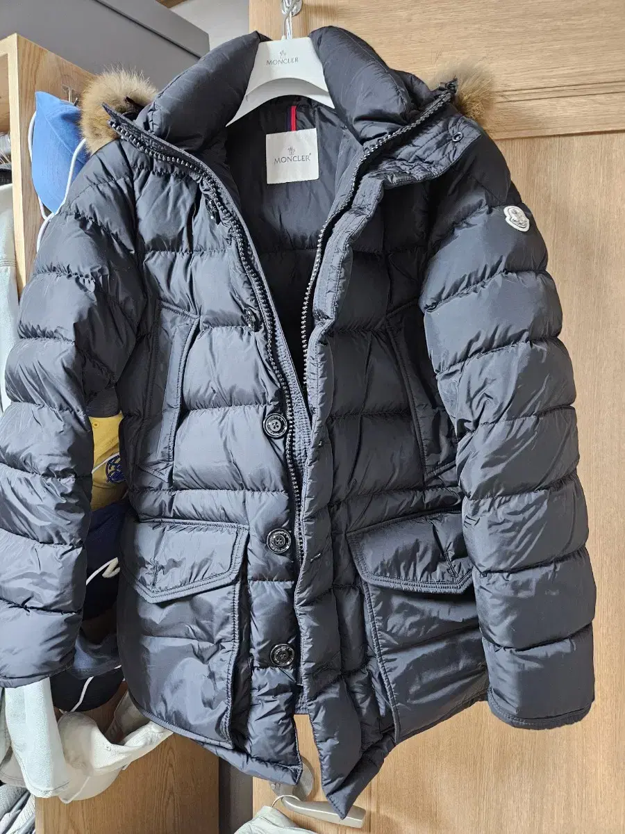 Moncler Clooney size 2