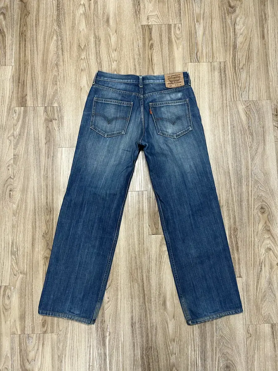 Levi's 221 Orangetab Jeans 32