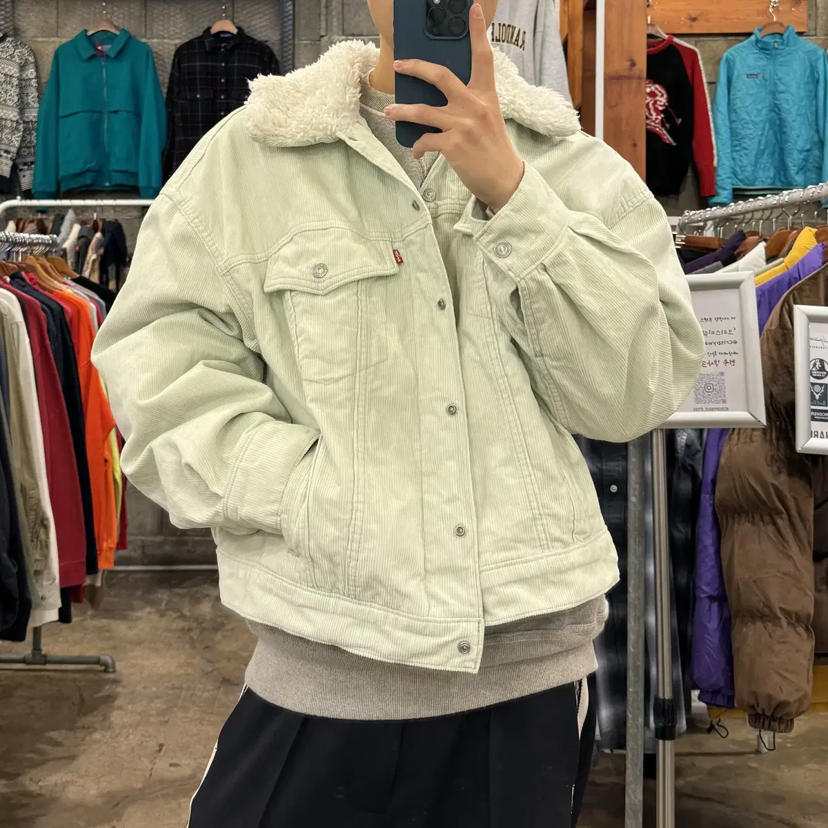 Levi's Corduroy Sherpa Jacket (110/KOLD_5995)