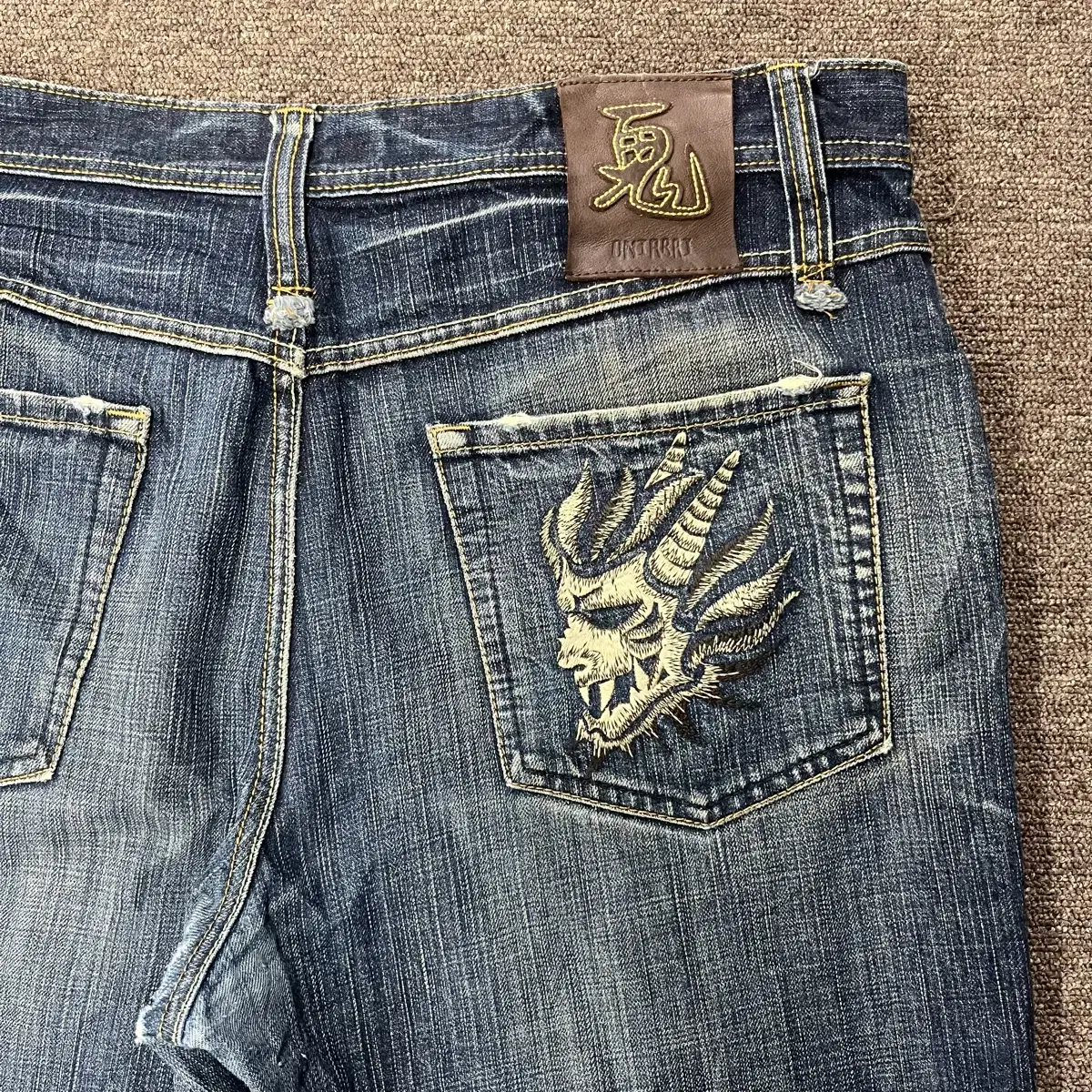 (38) Oniarai Embroidery Detail Denim Pants made in JAPAN