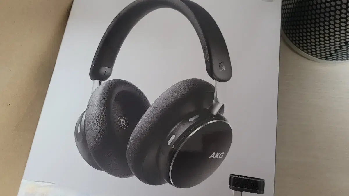 AKG N9 HYBRID 헤드폰 판매