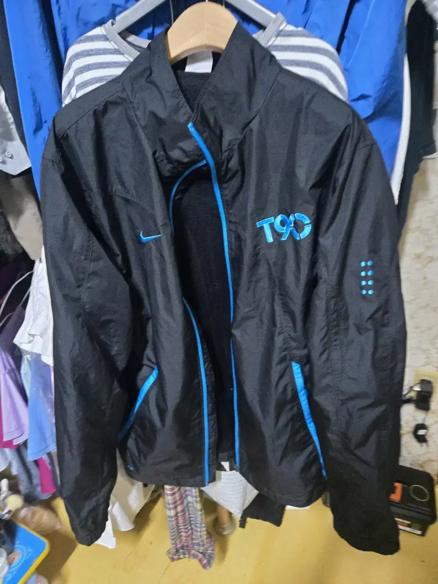 Nike T90 sweatpants set for sale.