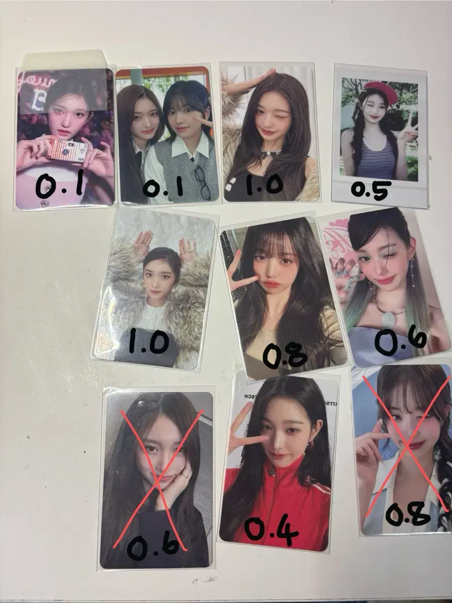 ive been selling leeseo, jang wonyoung photocard, lightstick, and irangi dolls