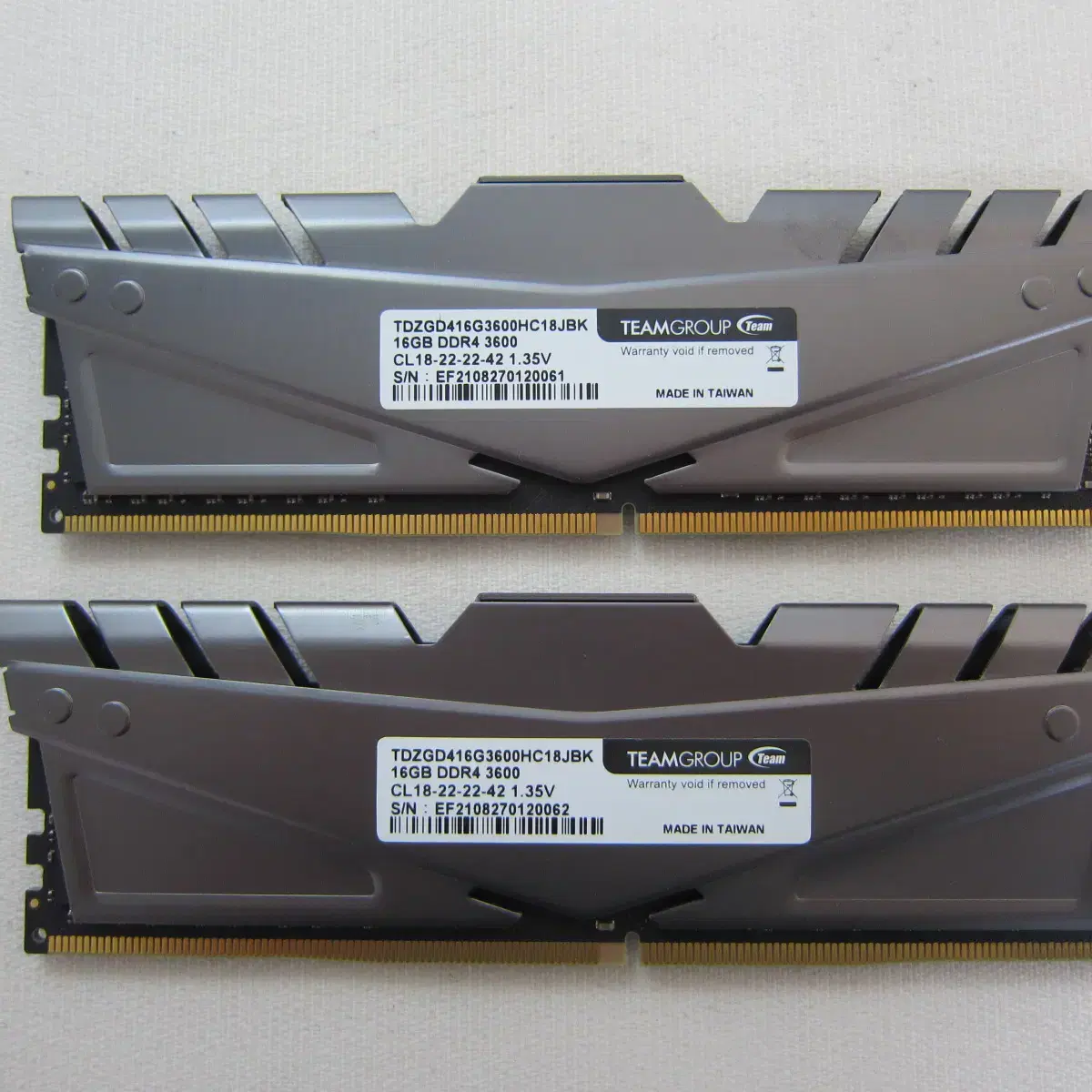 팀그룹 T-Force DDR4-3600 DARK Z 32G(16Gx2)