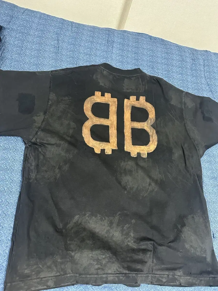 Balenciaga BB Crypto Size 4 Short Sleeve Tee