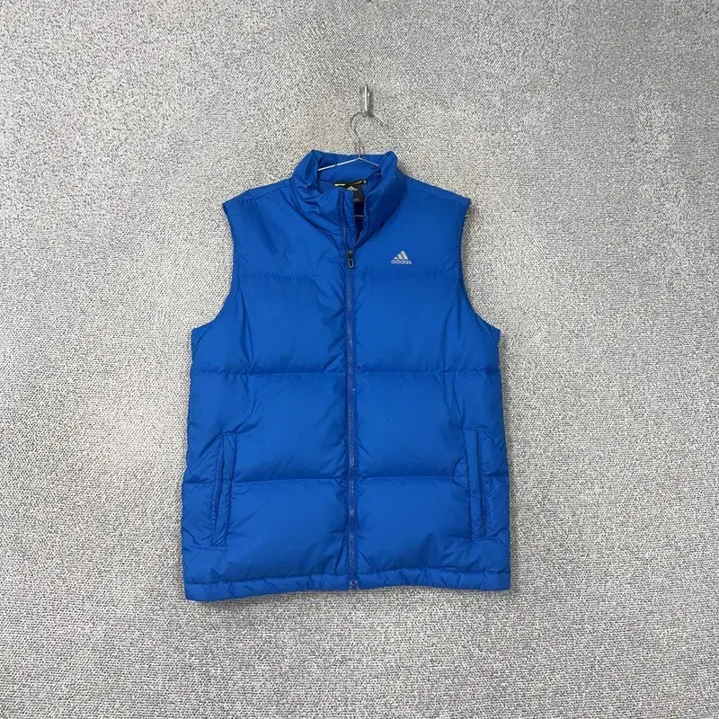 Adidas Triangle Logo bloo Padded Vest 100% Padded Vest