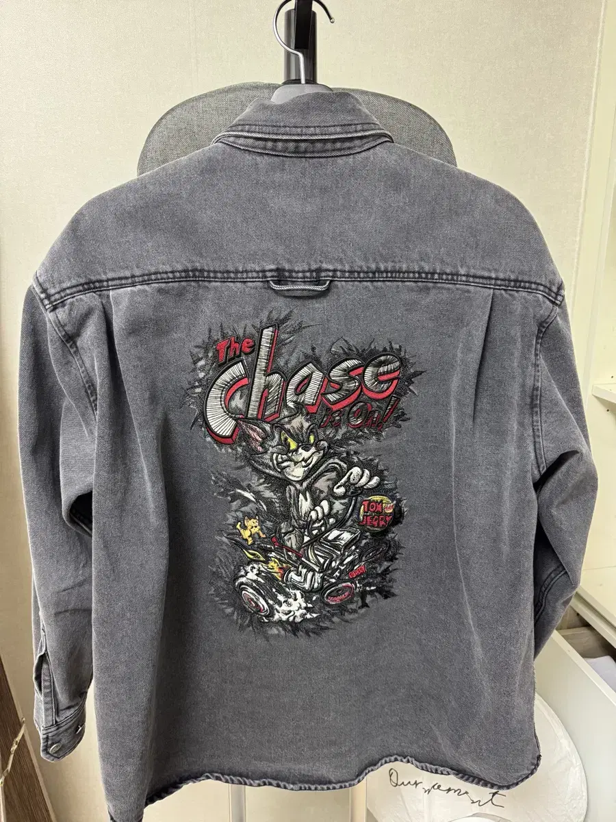 Song Geo Homme Tom Guerrier Collaboration The Chase Denim Black and Blue Shirt