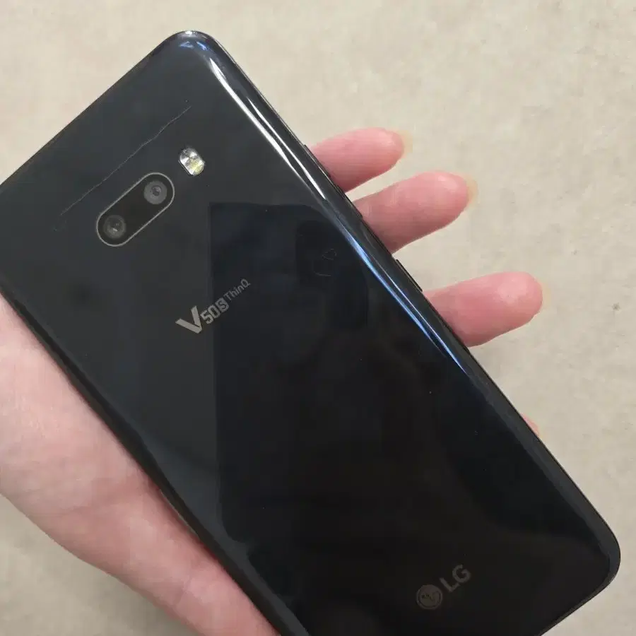 lg v50s 팝니다