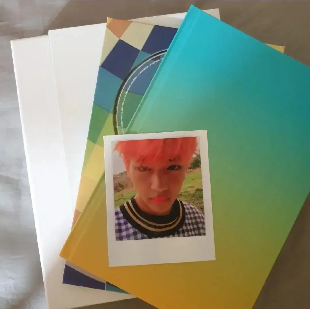 BTS Young Forever album bulk (photocard jin & v)