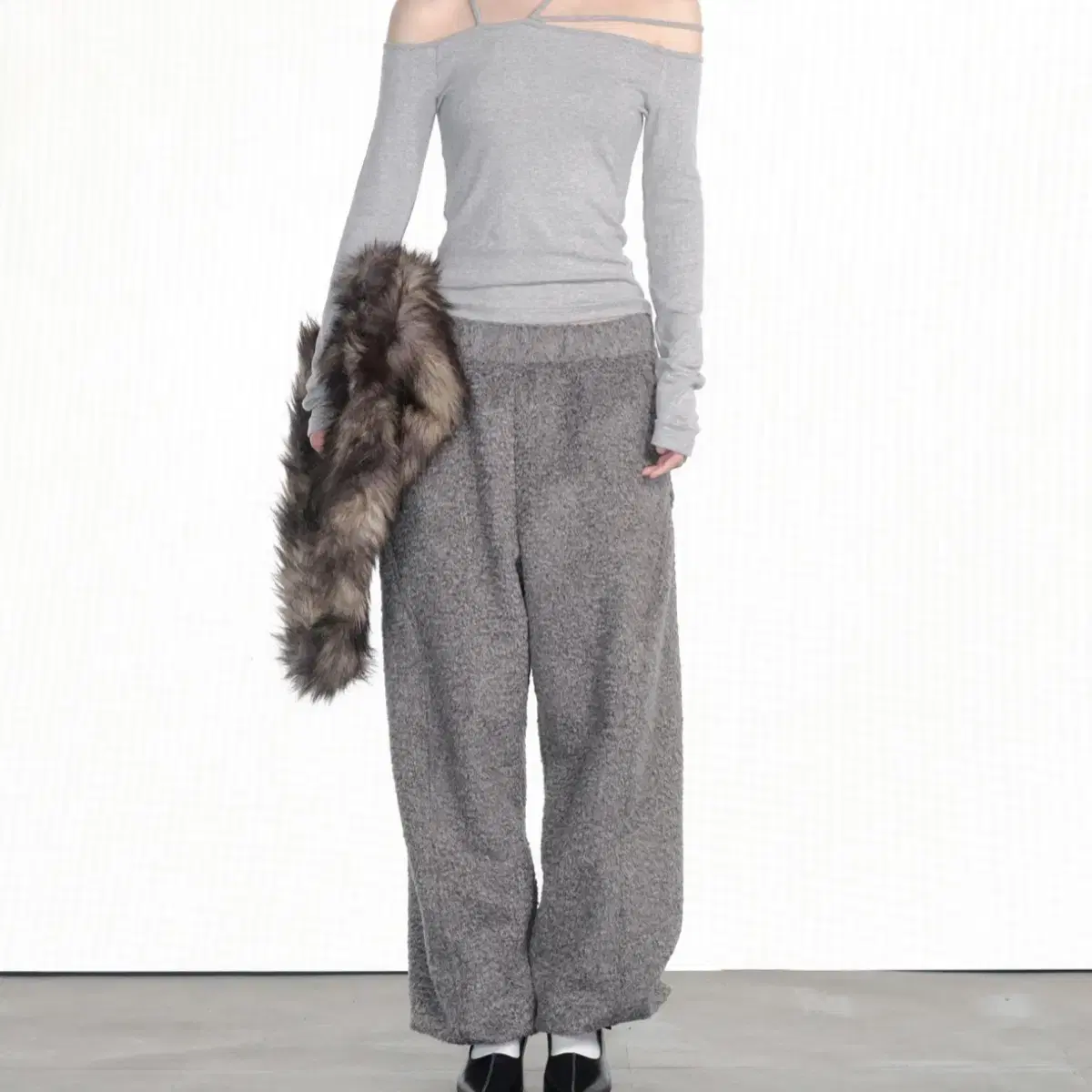 [오늘만이가격] WOOL WIDE BANDING PANTS / GRAY