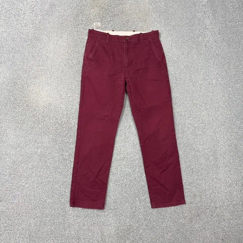 Levi's Backlogo Burgundy Cotton Chino Pants 30 30