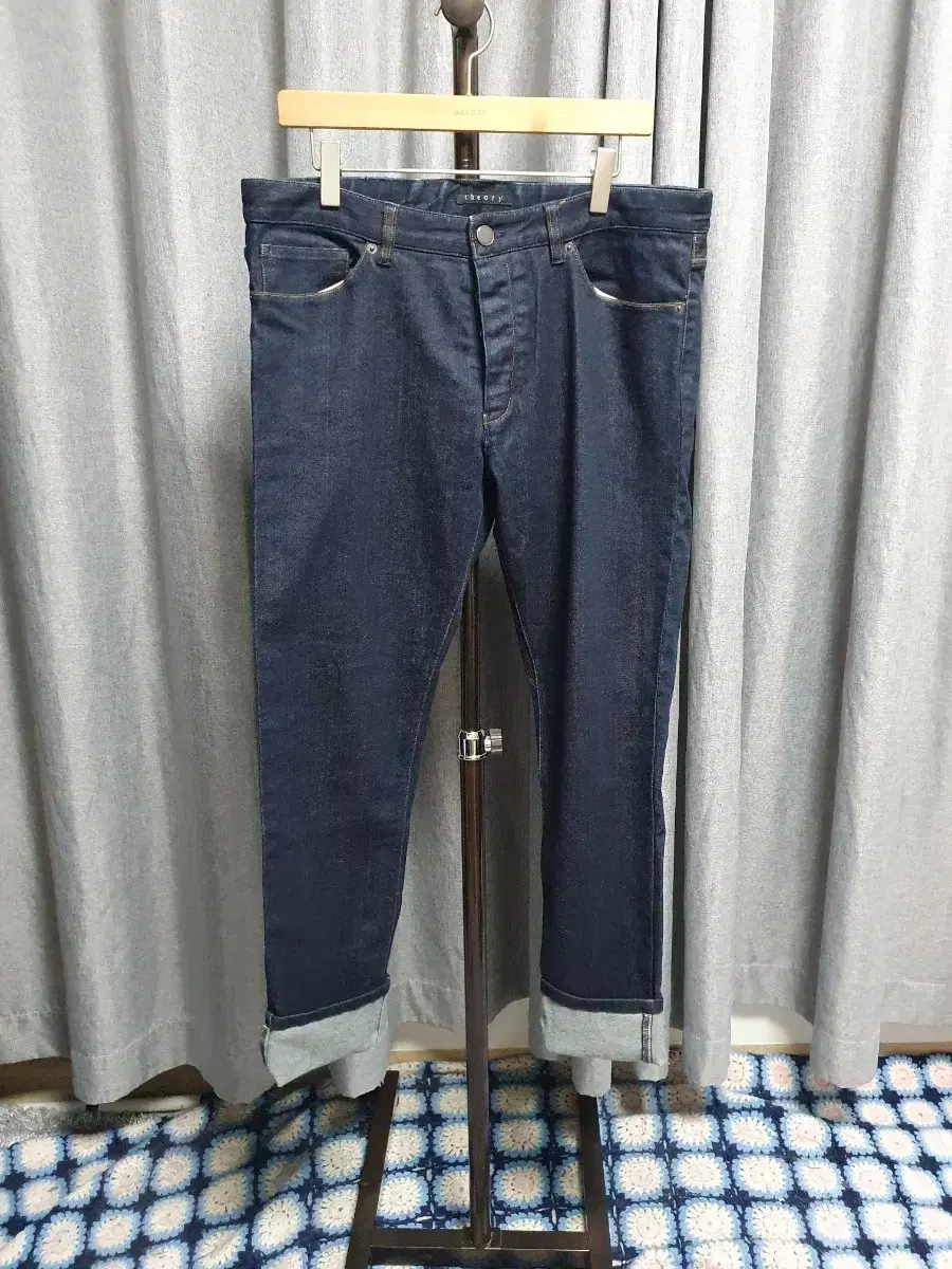 34-Tier Men's Straight Denim