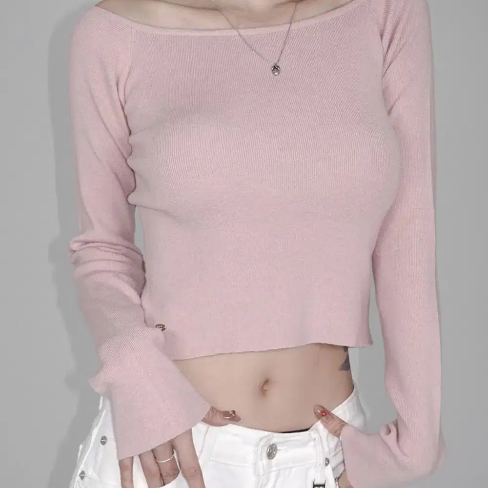 페일제이드 Boat-Neck Off-Shoulder Knit T