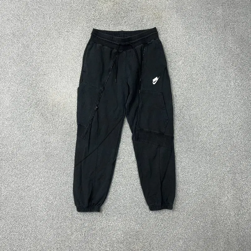 Nike Vintage Black Logo Jogger Pants L