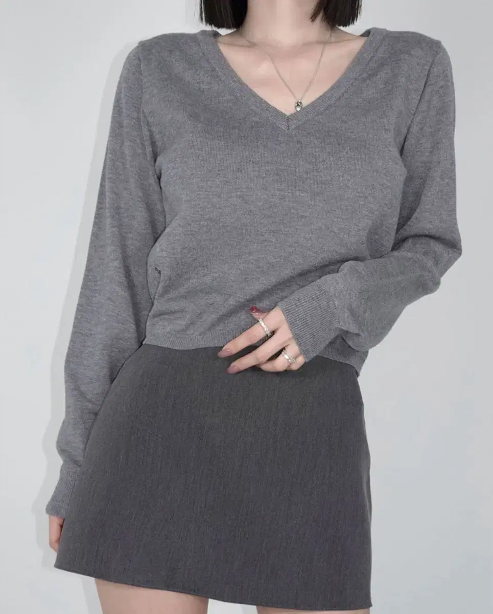 페일제이드 Standard V-Neck Knit