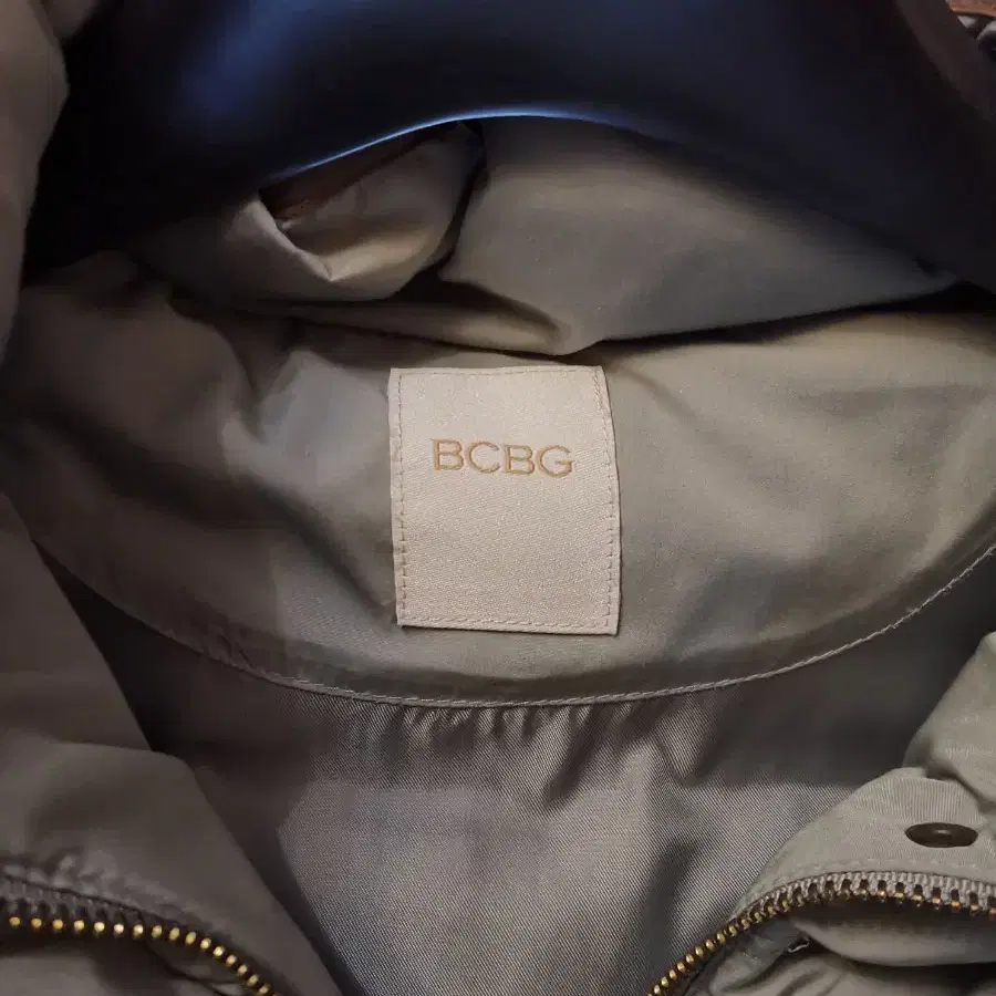 BCBG 오리털 패딩