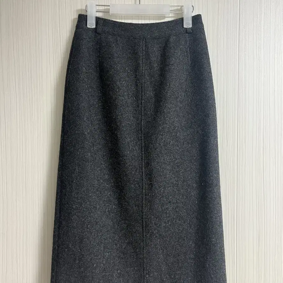 lo61 엘오61 shaggy wool skirt in charcoal