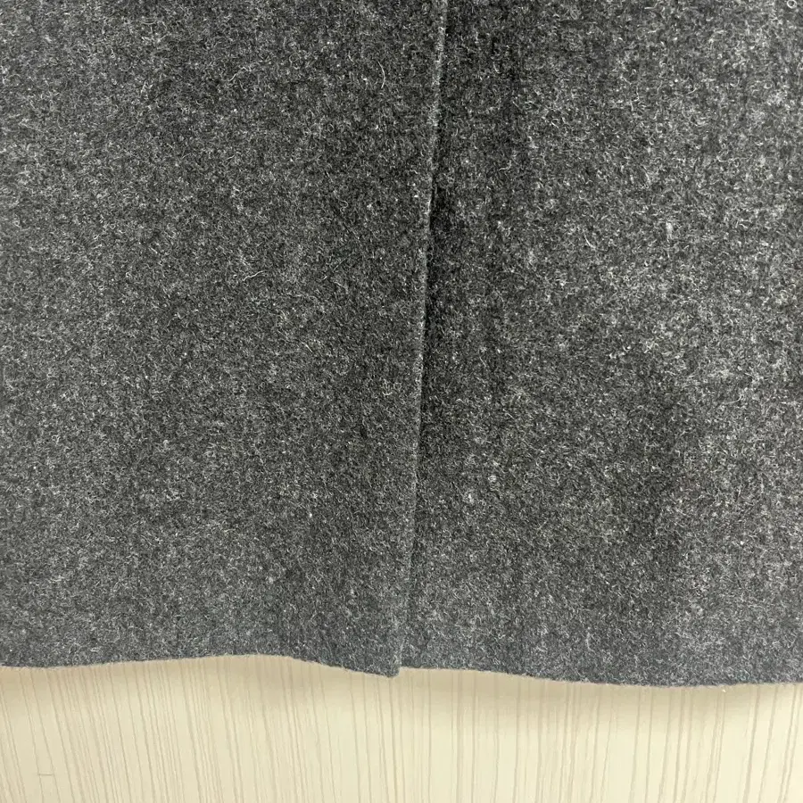 lo61 엘오61 shaggy wool skirt in charcoal