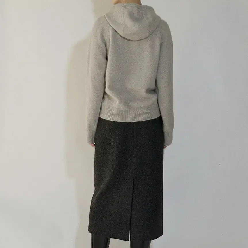 lo61 엘오61 shaggy wool skirt in charcoal