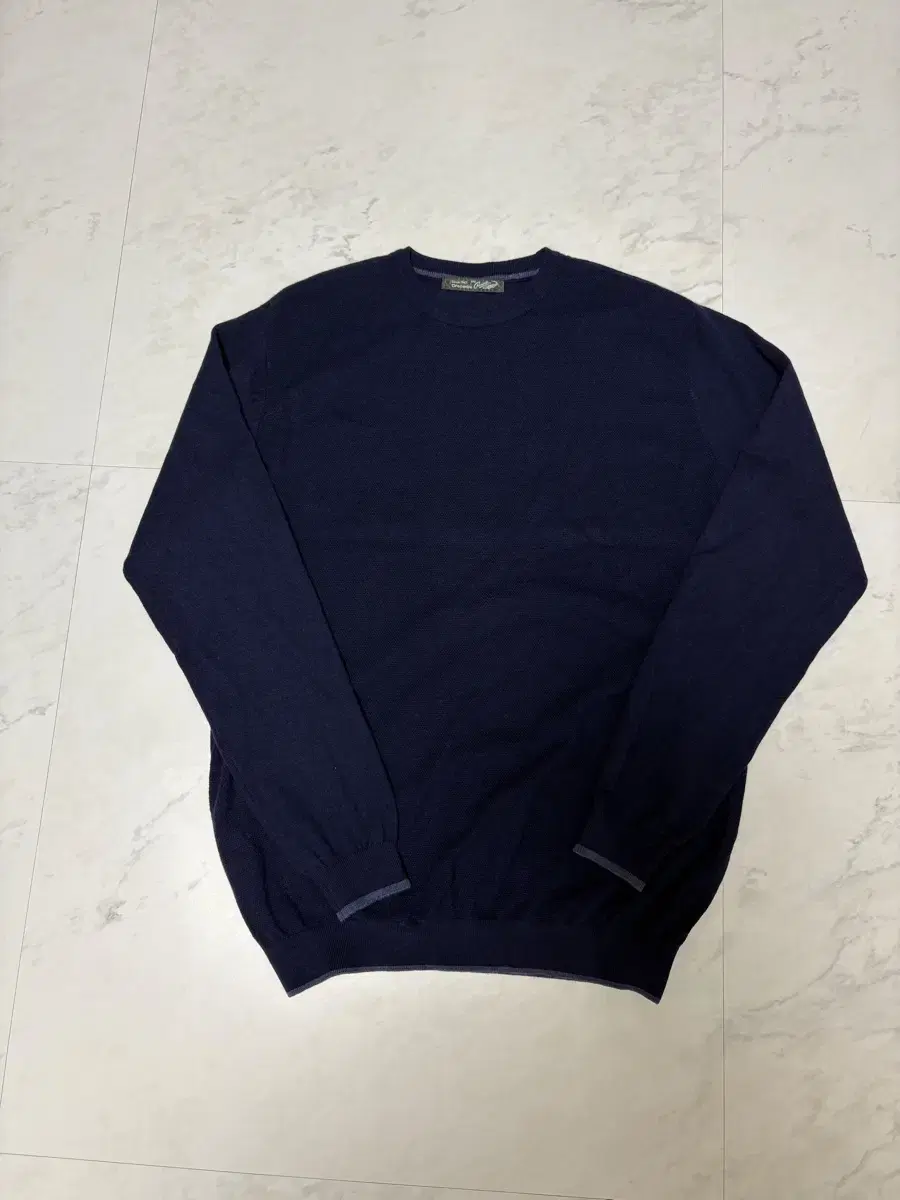 [Crocodile] Round Knit L