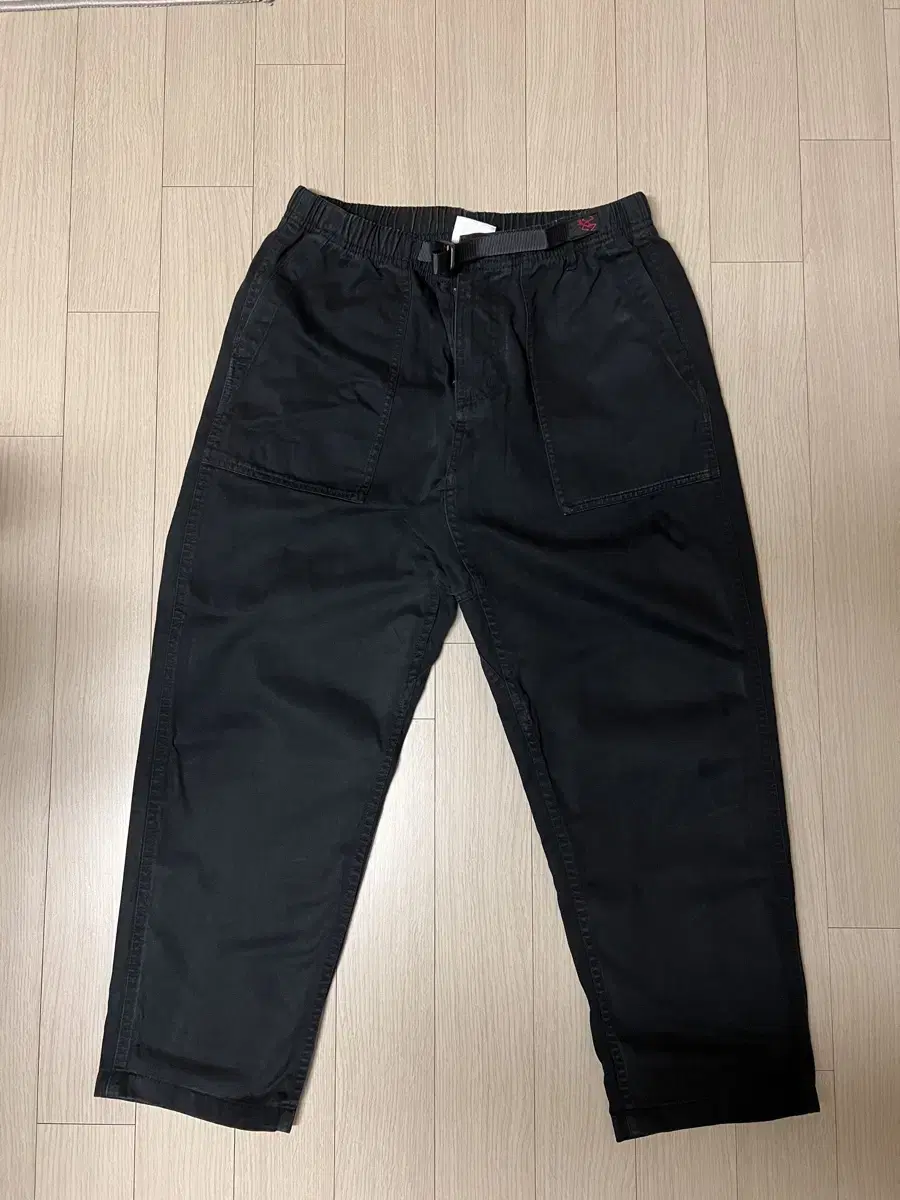 Grammich Loose Tapered (Black) Size Medium.