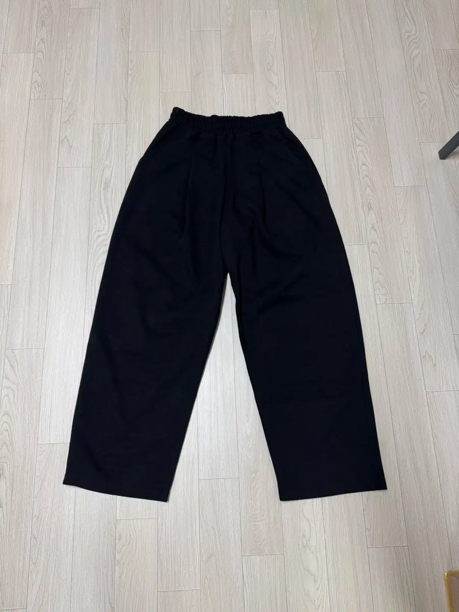 Zero Wide Sweatpants Black (S)