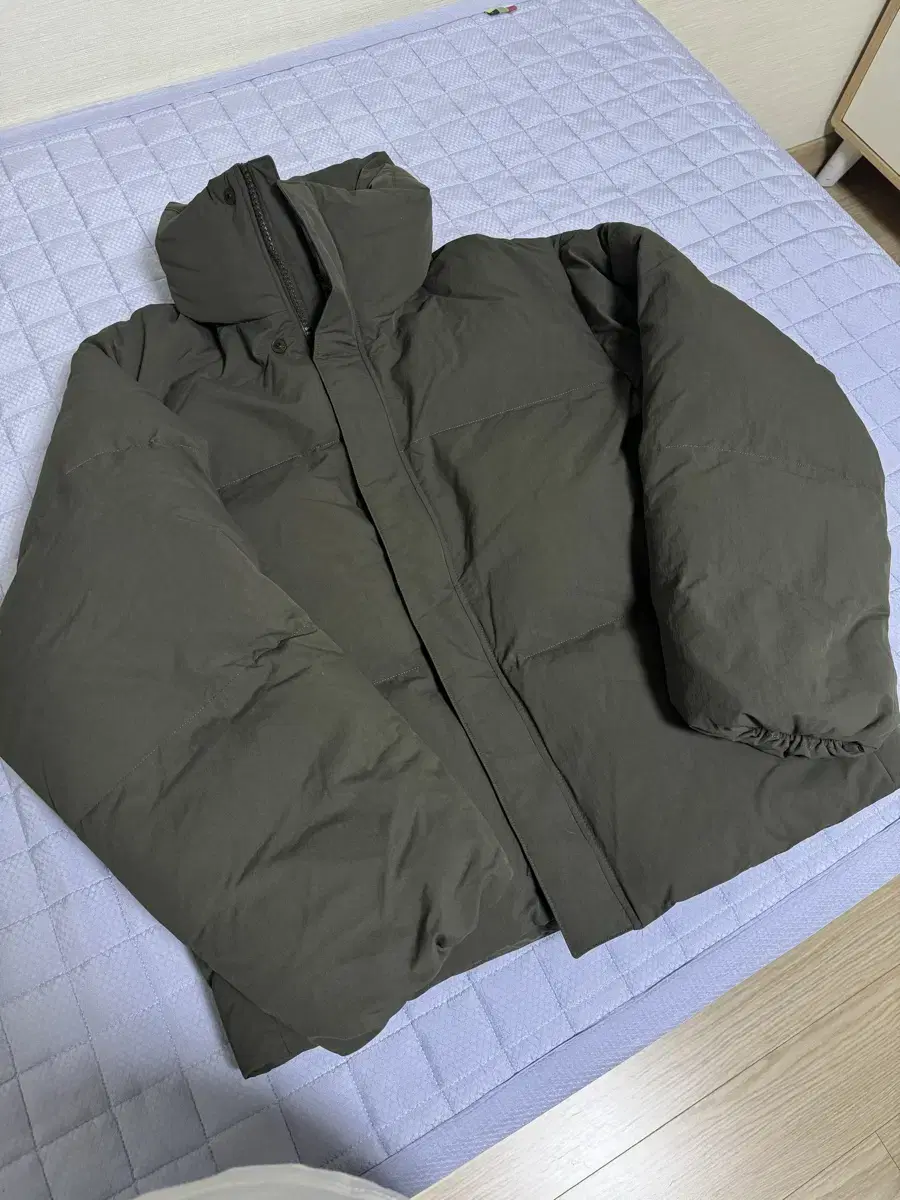 Uniqlo U Padded Volume Jacket Olive M