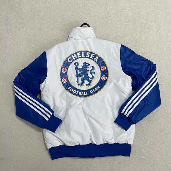 L Adidas Chelsea Reversible Reversible Padded Jacket B.3158