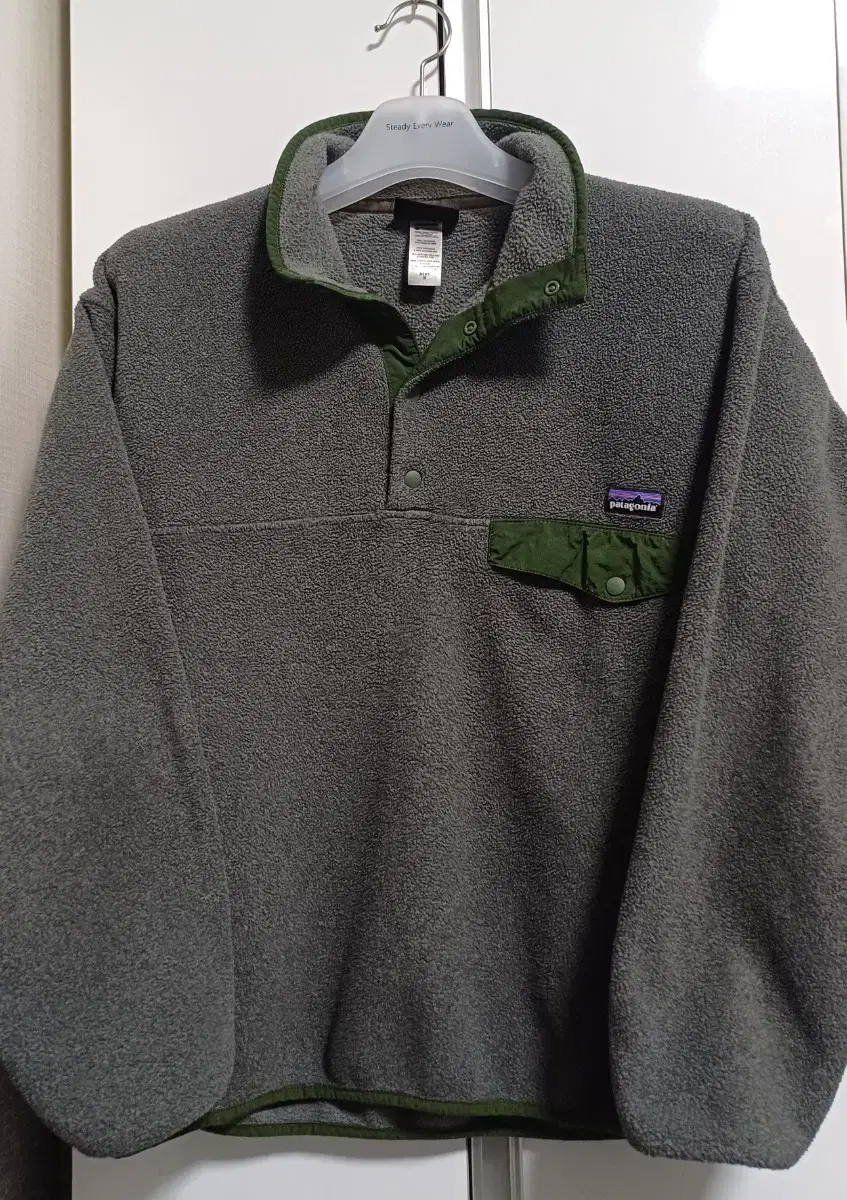 [M] Patagonia Sinchilla Snapty Nickel Green