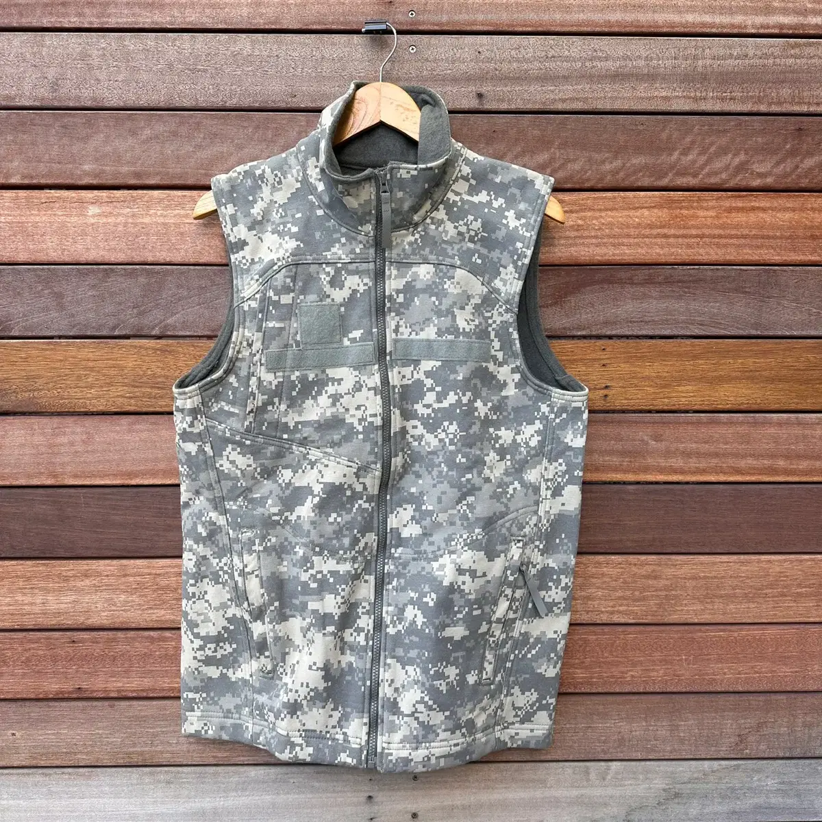 US Army ACU Massif Flame Resistant Vest M