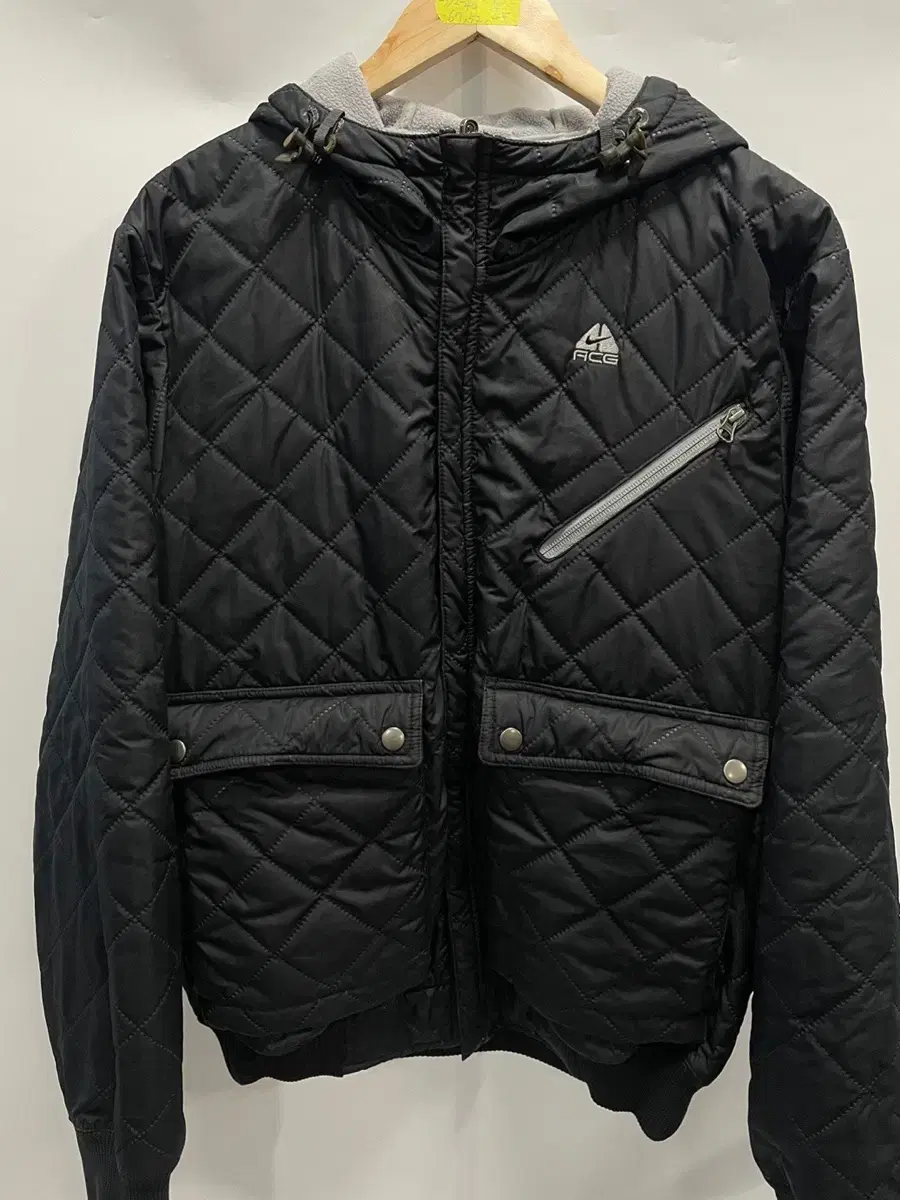 [Genuine/95] Nike ACG Quilted Black Quilted Jumper Hooded Zip Up