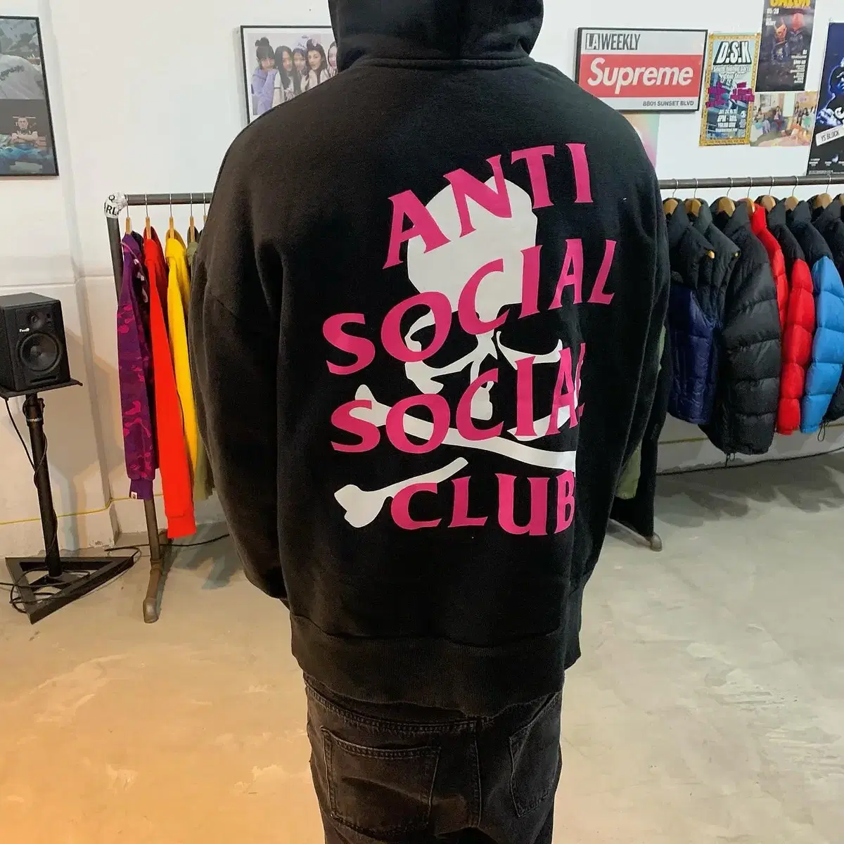 XL Antisocial Social Club Hoodie/W688