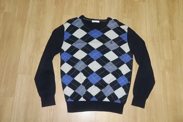 (105) Beanpole/Navy Argyle Round Knit