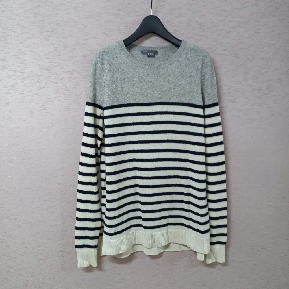 11-22/Vince Soft Stripe Knit Tee