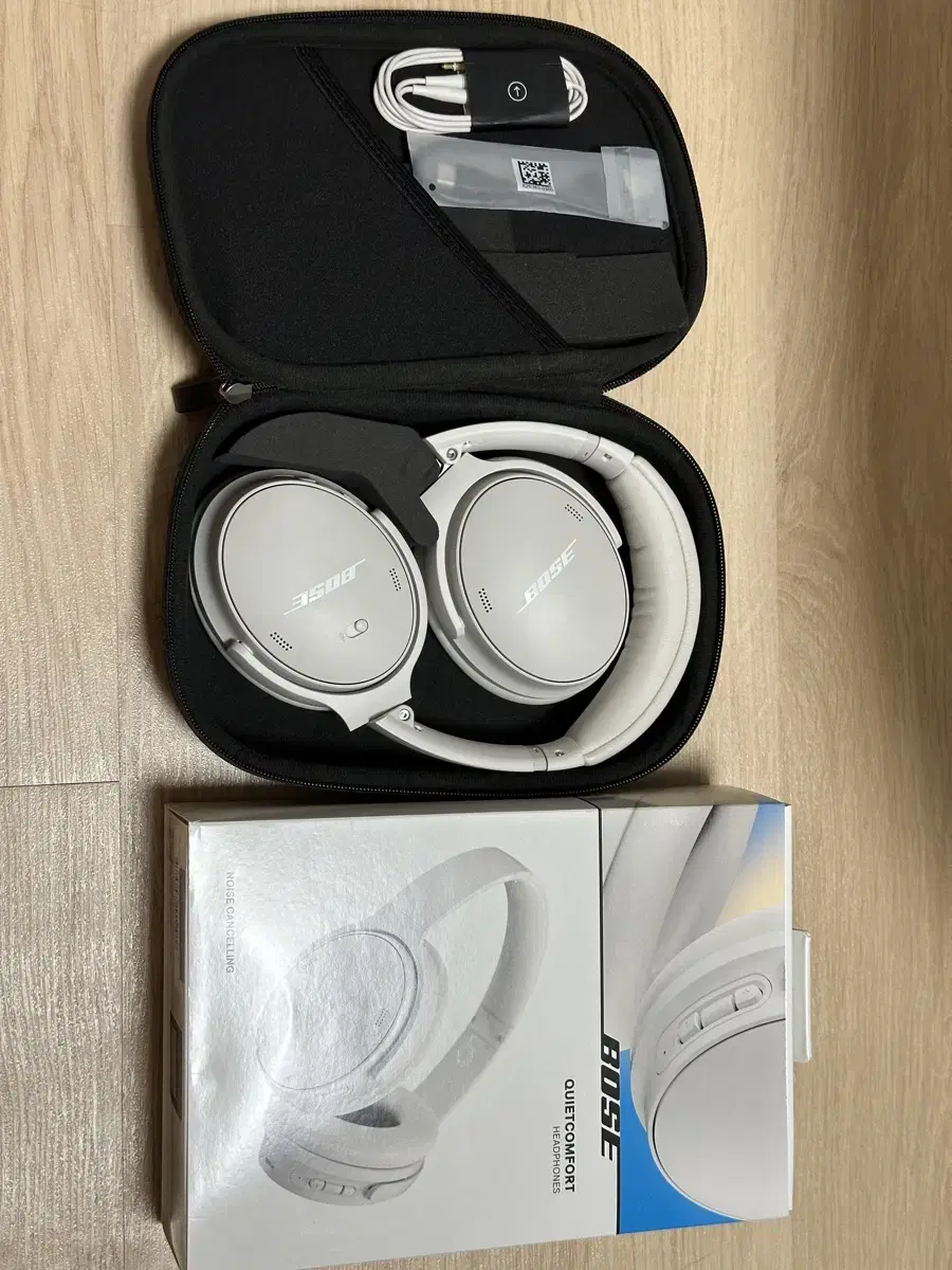 보스 qc45 화이트