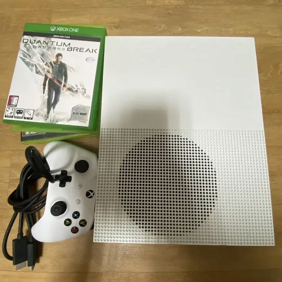 엑스박스 원 에스 (XBOX ONE S)