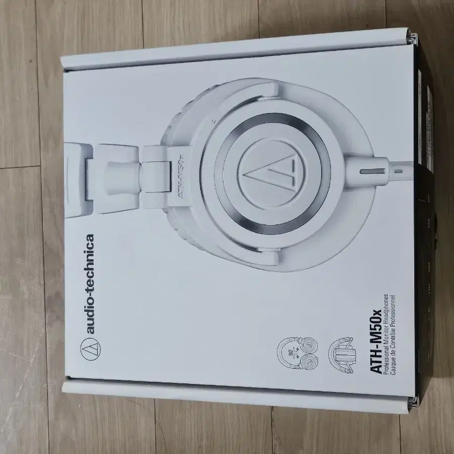 오디오테크니카 ath m50x 판매합니다.