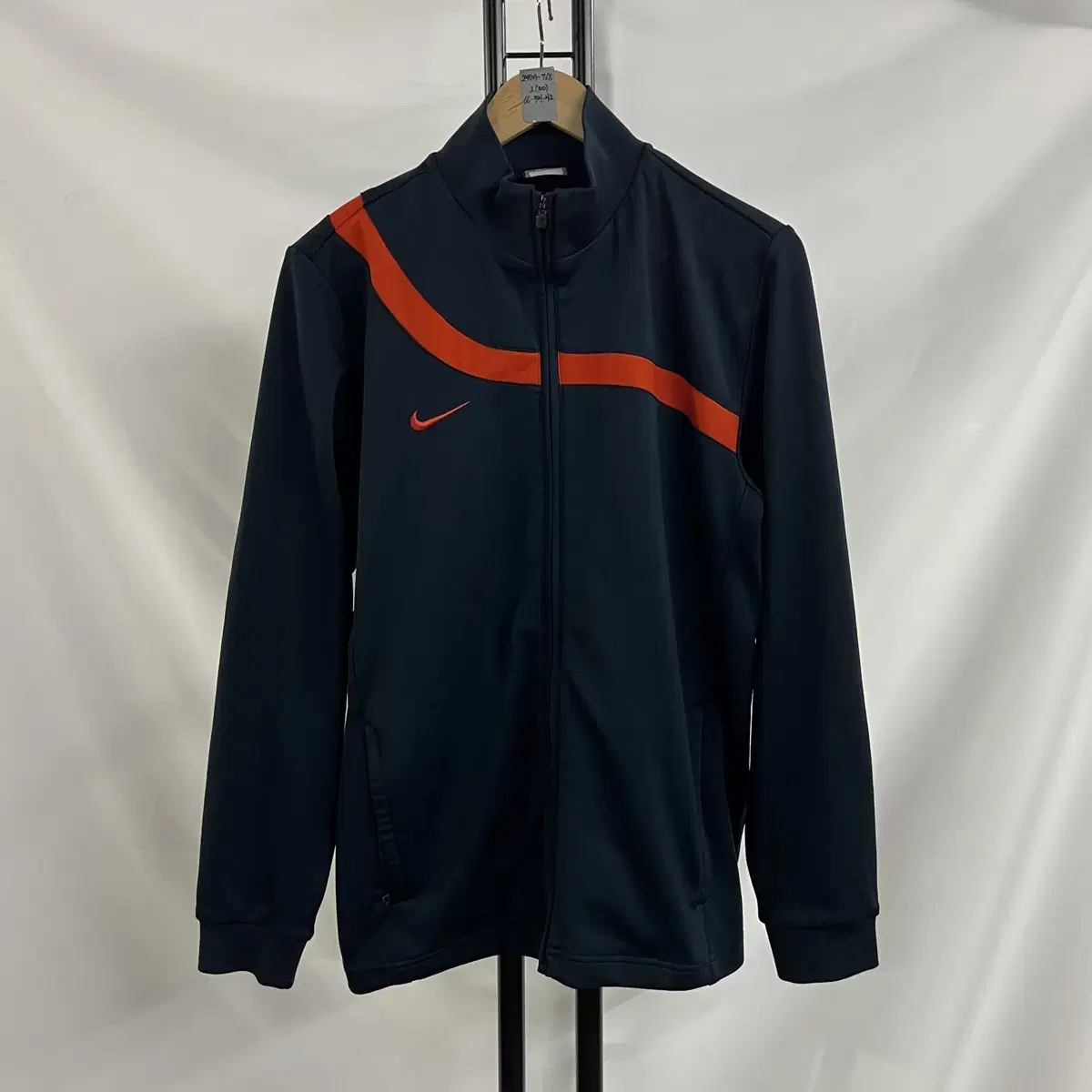 [authentic/l] nike swoosh old school navy zip-up/jersey