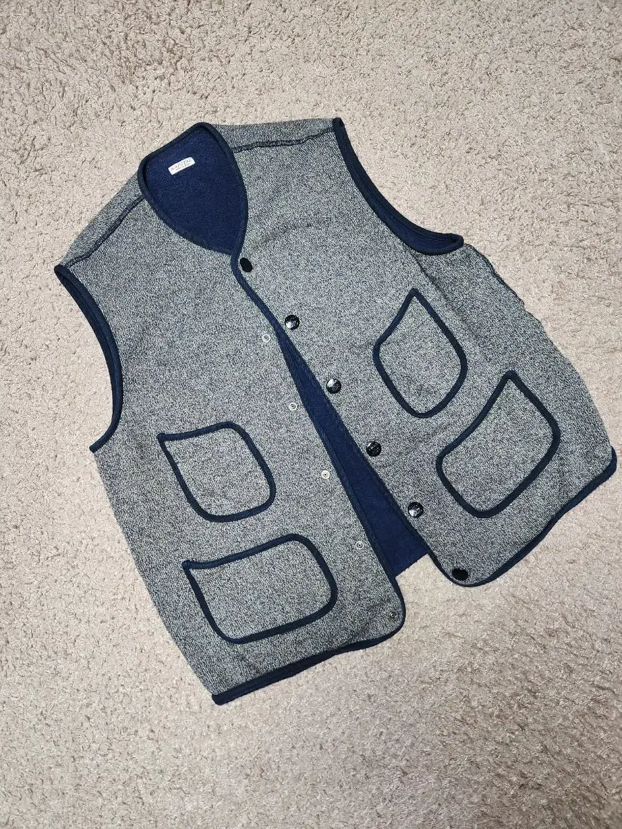 Capital Browns Beach Vest (Size 5)