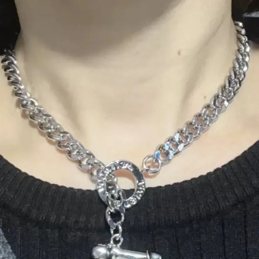 Vivienne Westwood Penis Choker 목걸이