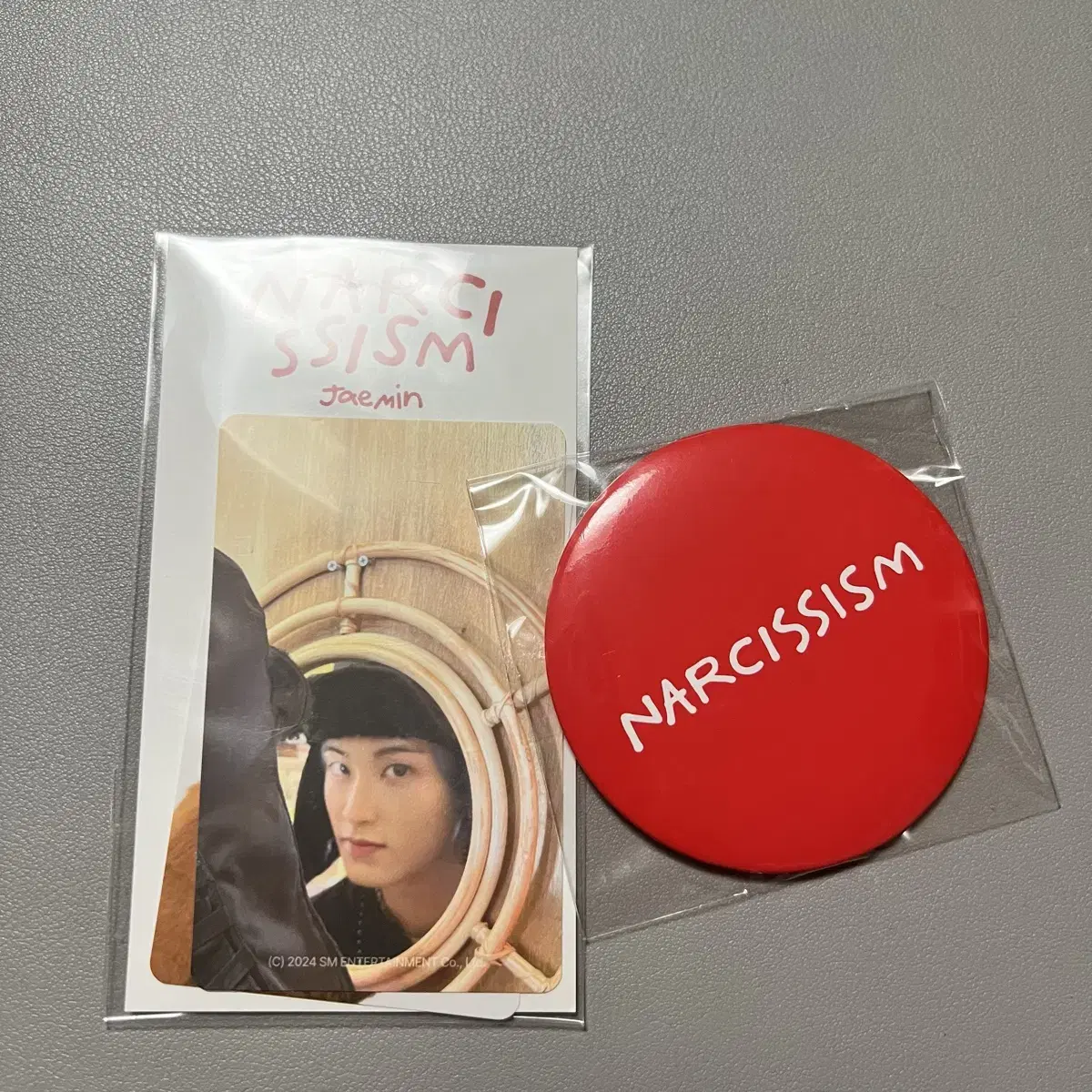 Narcissism mark cardcoversticker