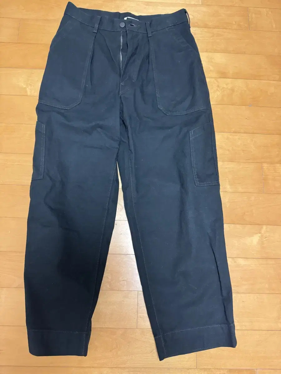 Uniqlo U Wide-Fit Baker Pants76(30) Item No.447784