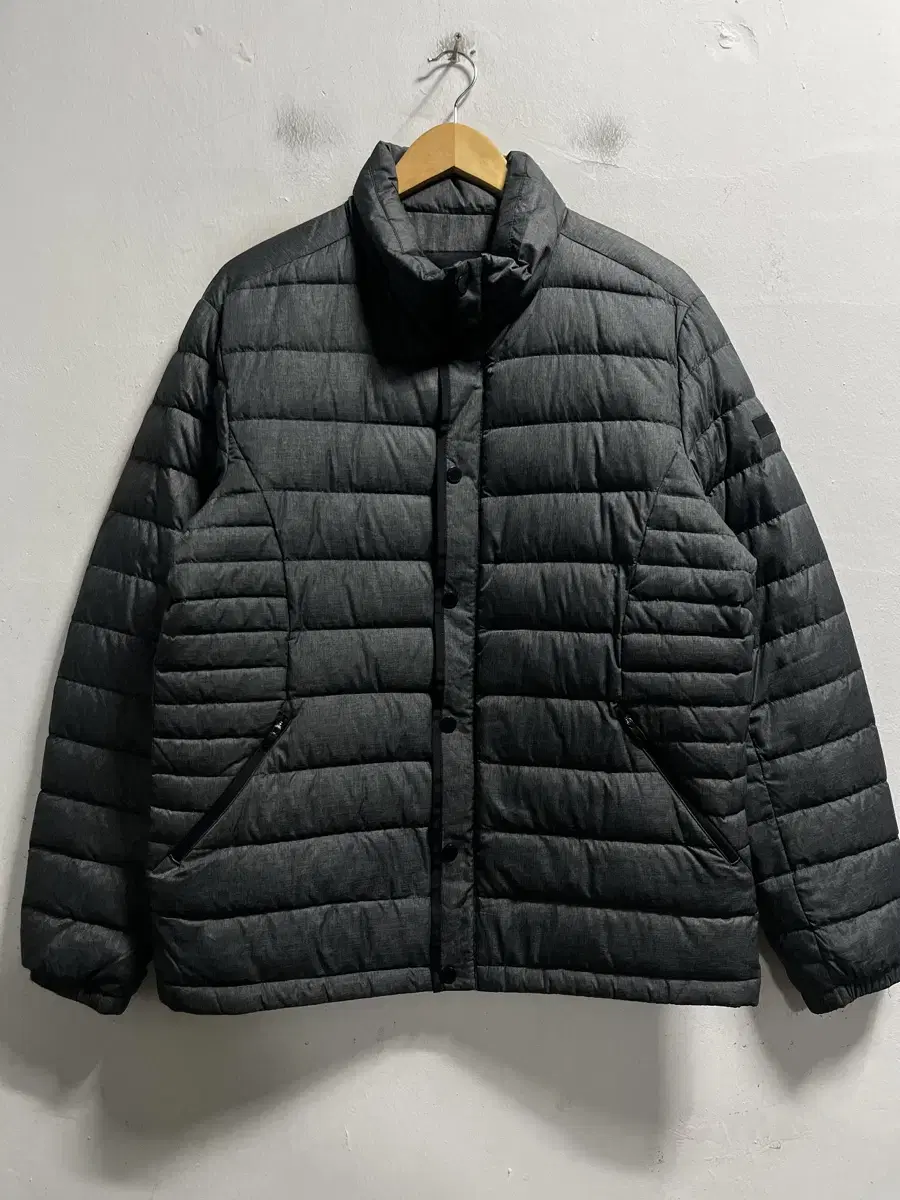 105 PROSPECTS duck down lightweight puffer jacket genuine