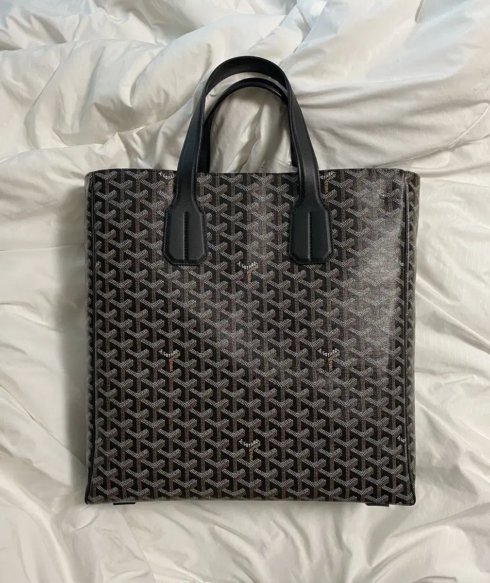 Goyard 볼테르 백